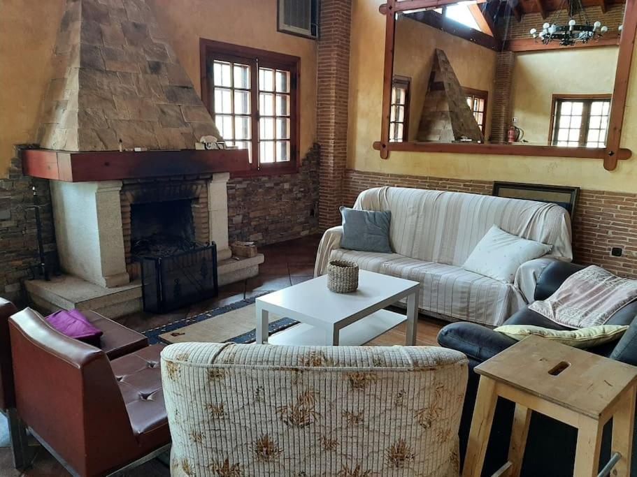Lhamo Mandala House Villa Pontevedra Luaran gambar